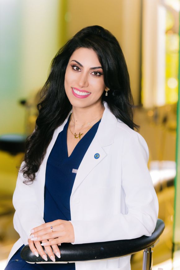 Portrait of Dr. Mana Naeim at Serene Orthodontics in Mission Viejo, CA 
