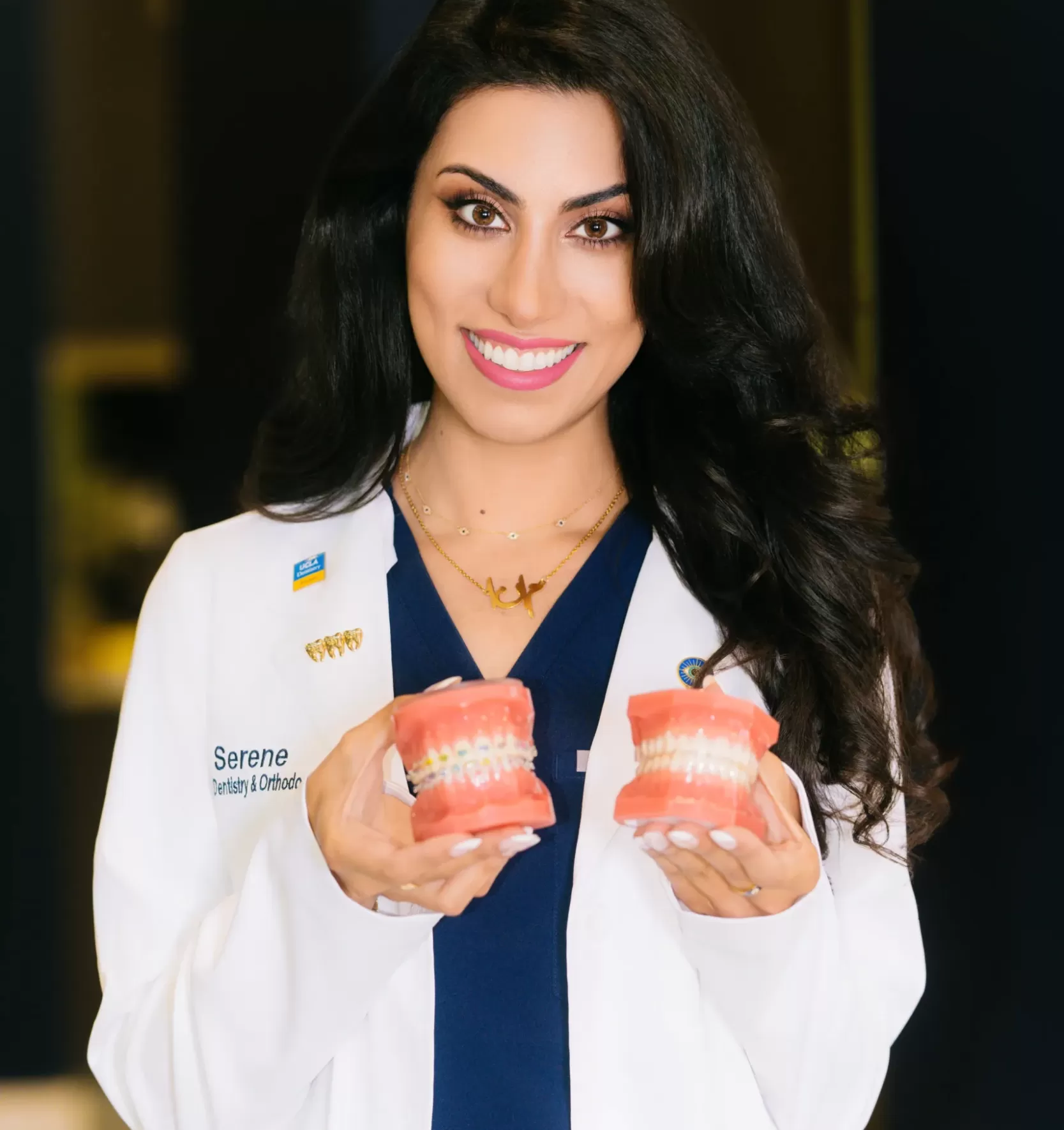 Mana Naeim with Typodonts@0.25x scaled 7b0ddf96